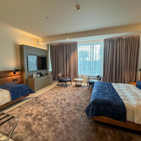 Abi'S Hotel & Spa Влёра Экстерьер фото