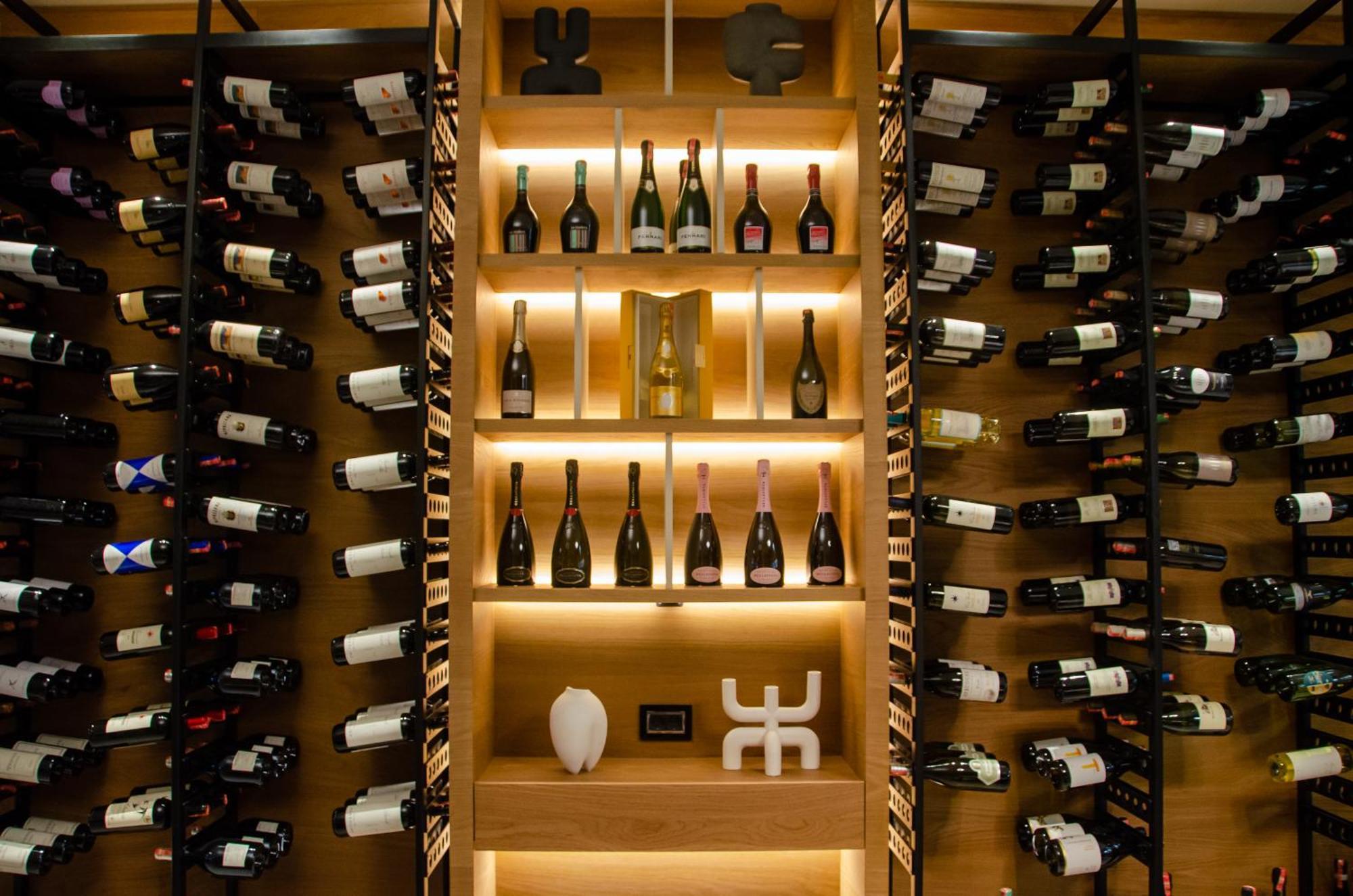 Abi'S Hotel & Spa Влёра Экстерьер фото
