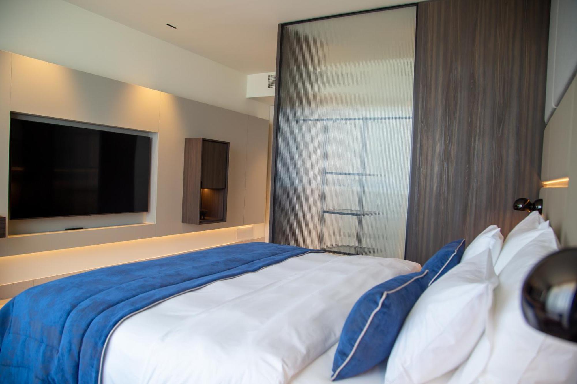 Abi'S Hotel & Spa Влёра Экстерьер фото