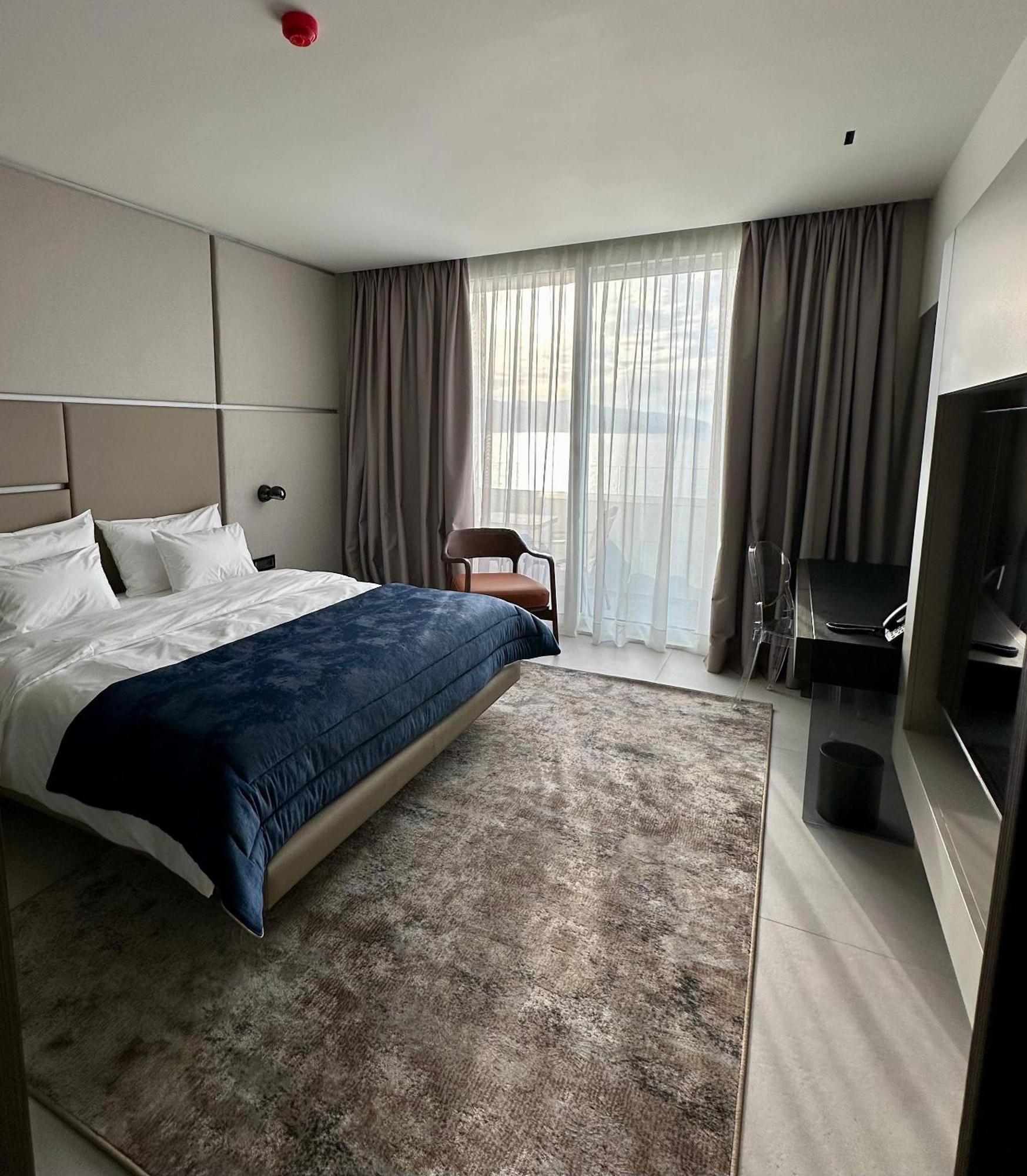 Abi'S Hotel & Spa Влёра Экстерьер фото